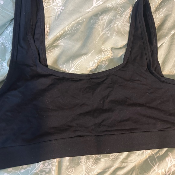 LAST CHANCE! 
Set of 2 Old Navy Bralettes – White Lace & Black Knit – Size 2X - Picture 9 of 9